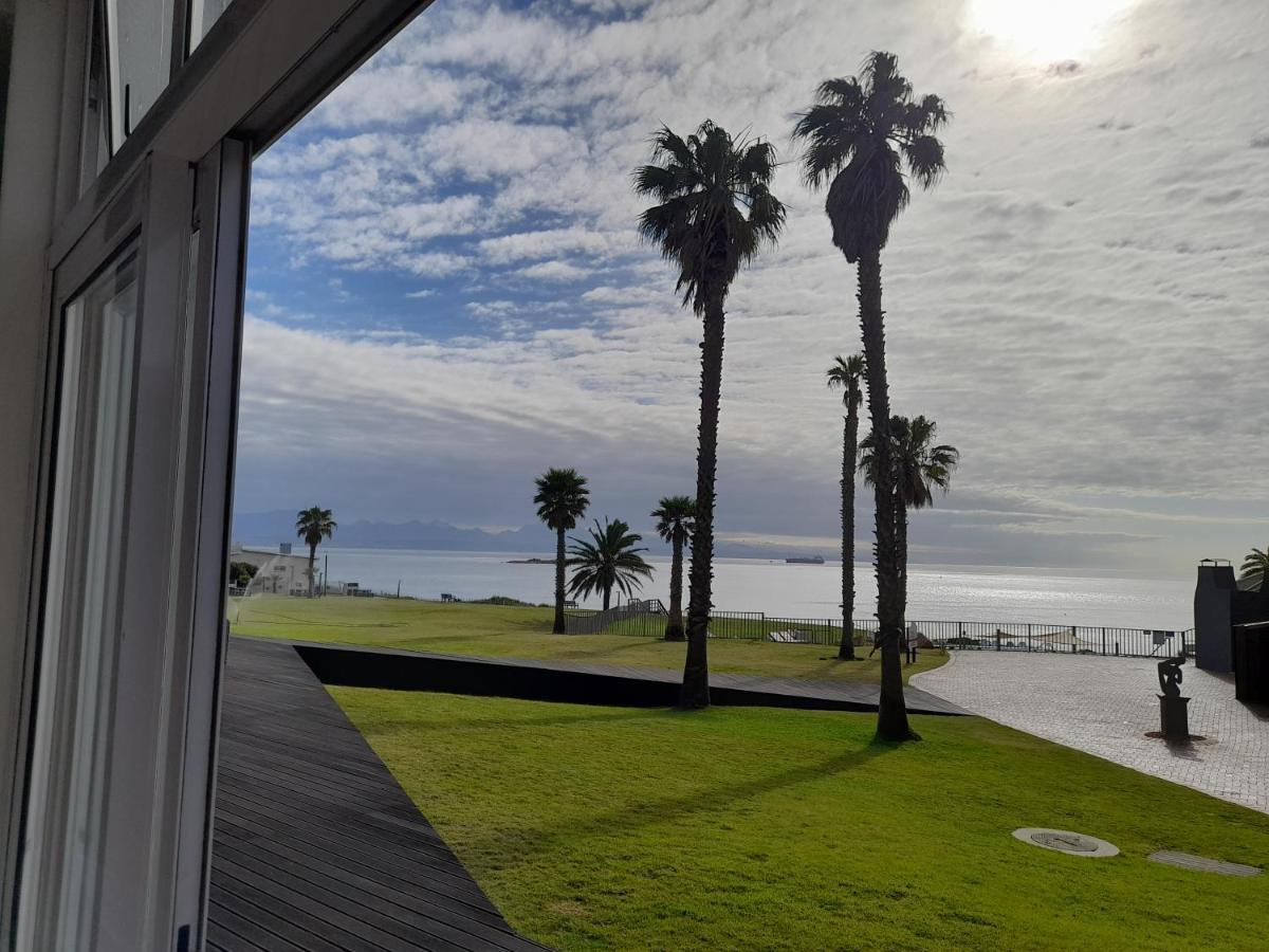 מוסל ביי Beach Club Self Catering Apartments מראה חיצוני תמונה