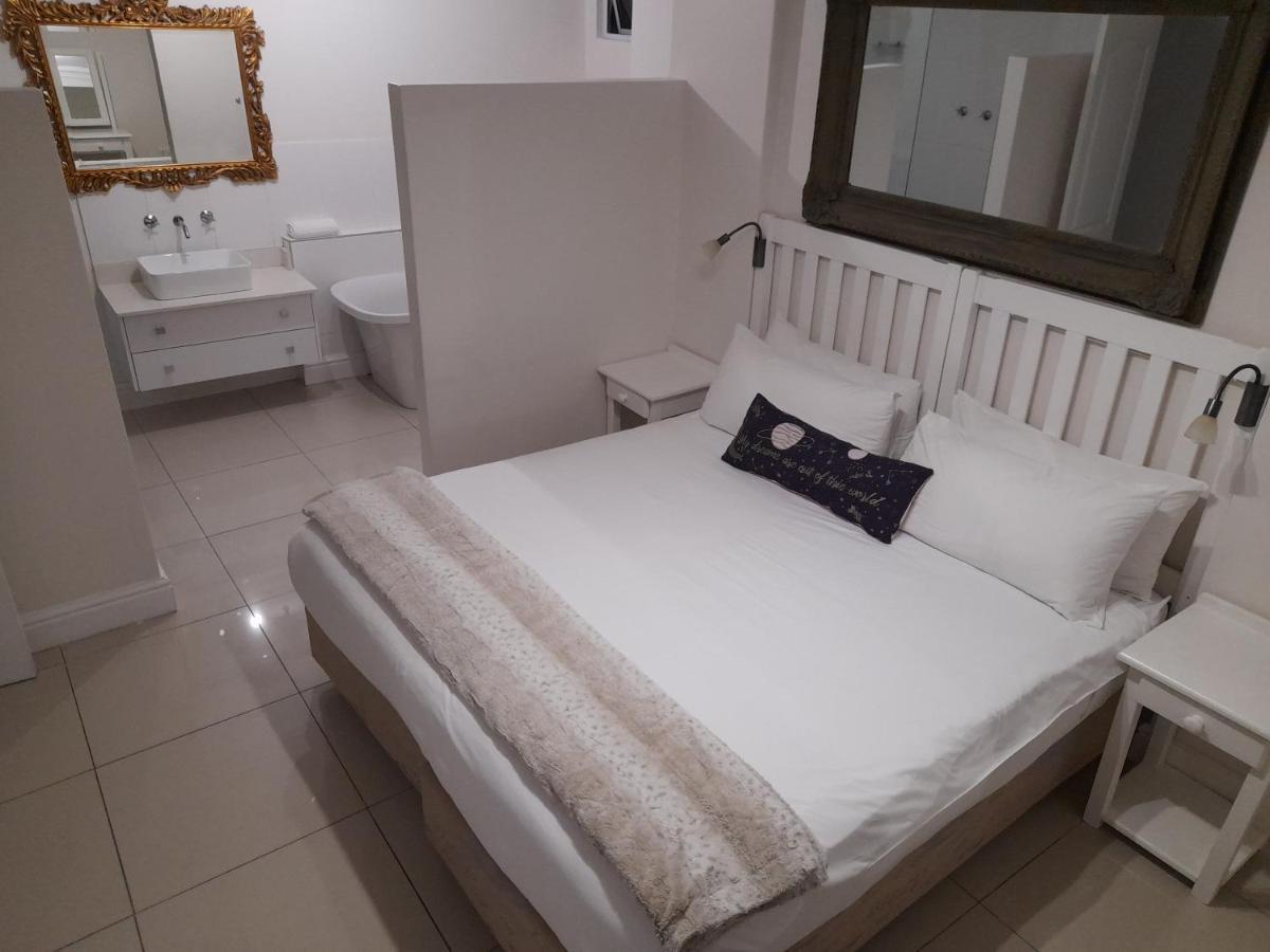 מוסל ביי Beach Club Self Catering Apartments מראה חיצוני תמונה