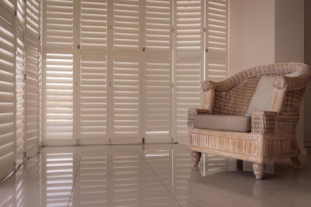 מוסל ביי Beach Club Self Catering Apartments מראה חיצוני תמונה