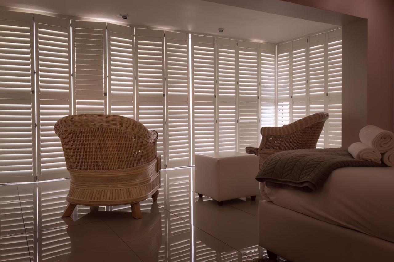 מוסל ביי Beach Club Self Catering Apartments מראה חיצוני תמונה