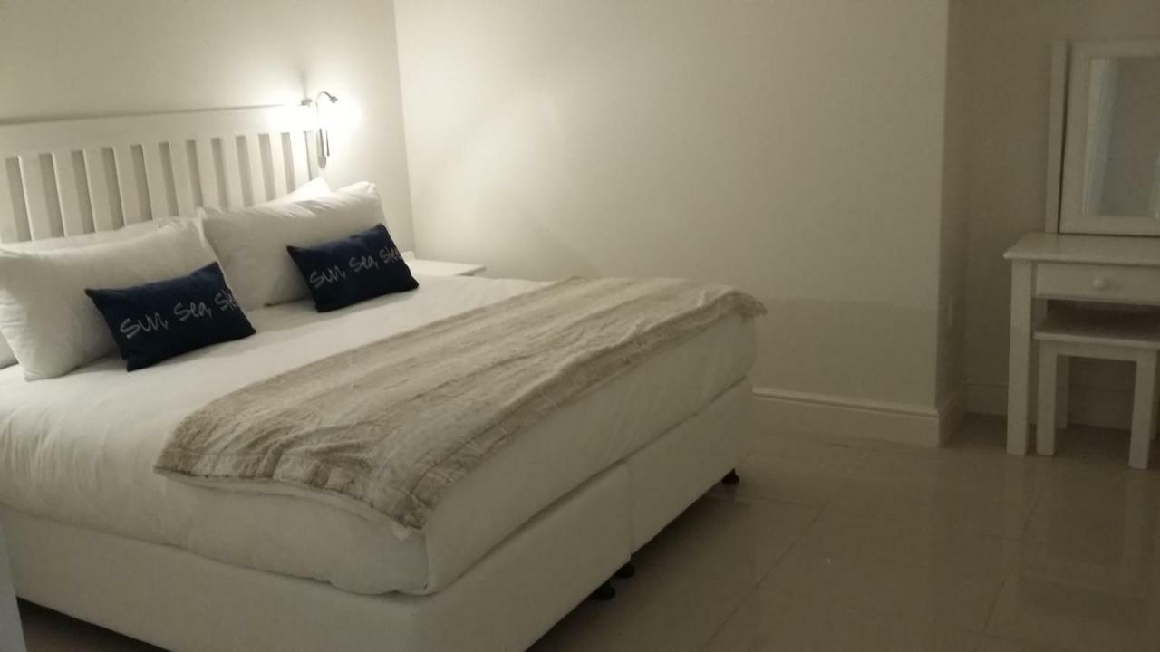 מוסל ביי Beach Club Self Catering Apartments מראה חיצוני תמונה